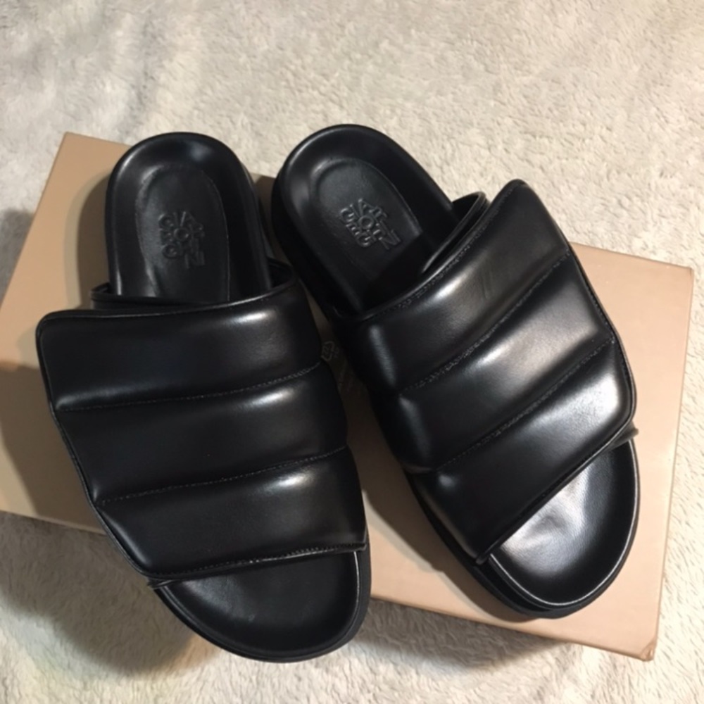 Brand new collection Gia Borghini SS22 Gia 3 Black size 38. Ordered from Italy.